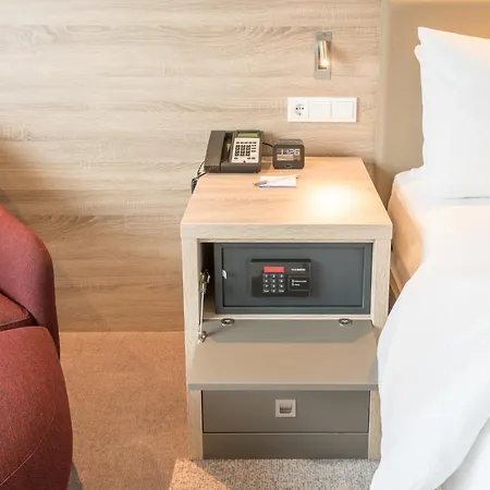 Hampton By Hilton Frankfurt Centre East 3*