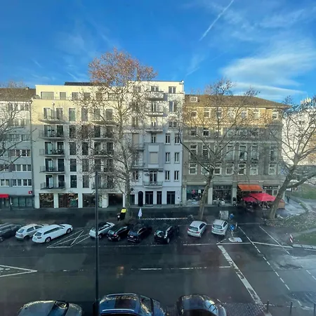 Отель Hampton By Hilton Frankfurt Centre East 3*