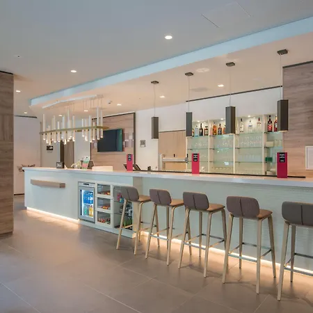 Hampton By Hilton Frankfurt Centre East Отель 3*