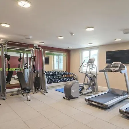 هامبتون من هيلتون سيتي سنتر إيست