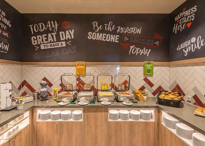 햄프턴 바이 힐튼 시티 센터 이스트